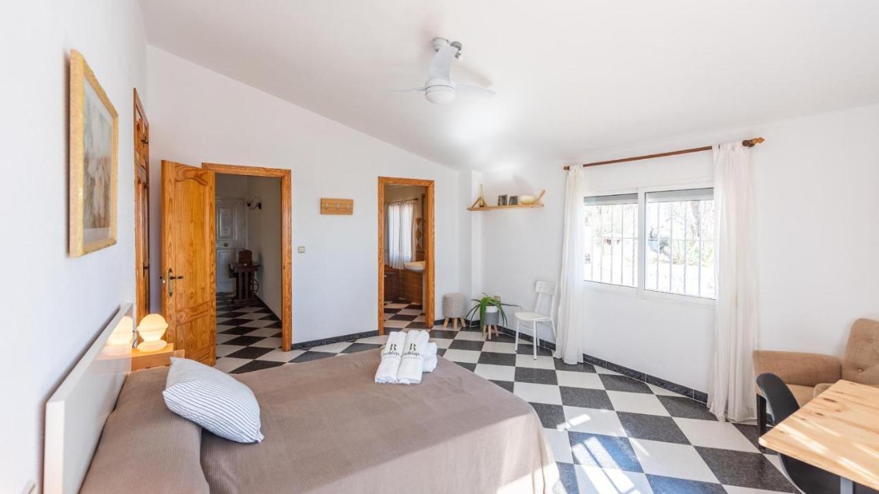 Villa El Cerrillo Malaga - Churriana By Ruralidays Eksteriør bilde