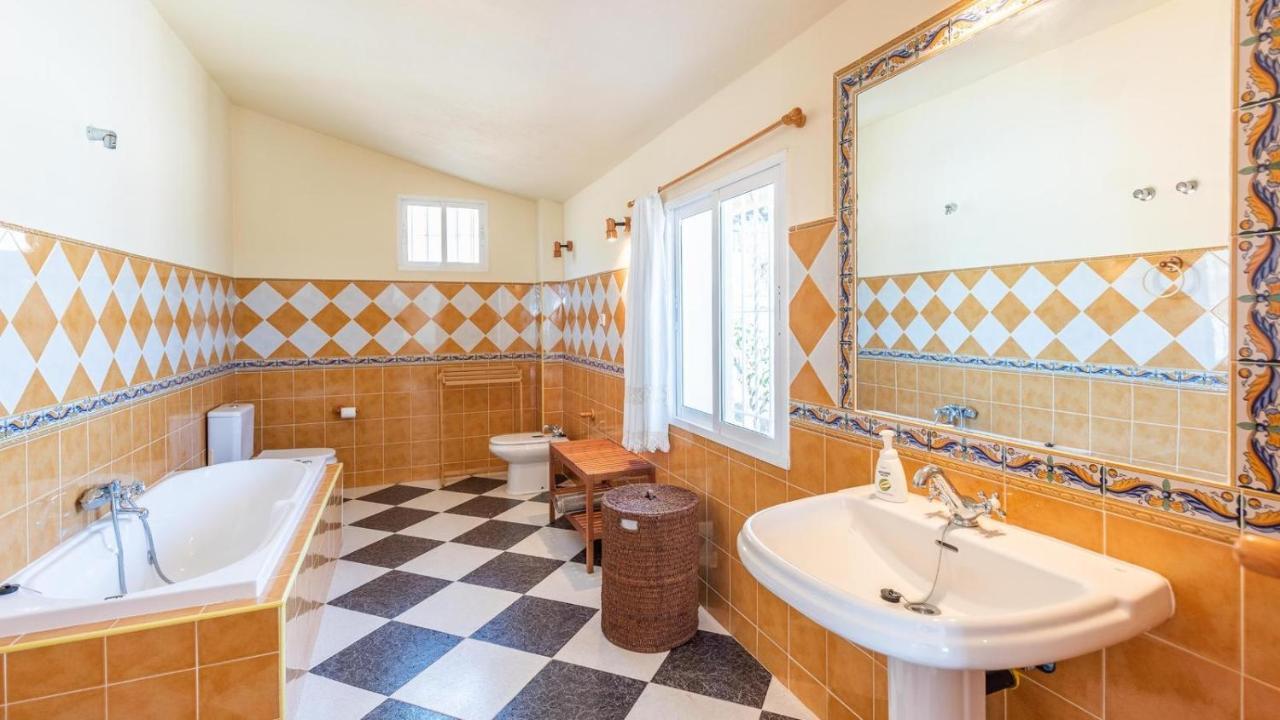 Villa El Cerrillo Malaga - Churriana By Ruralidays Eksteriør bilde